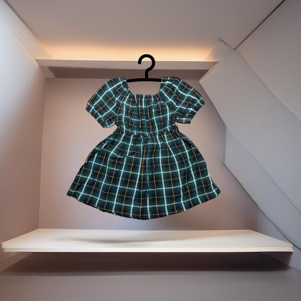 NWT, Old Navy, toddler Girls, green plaid dress. 18-24 months.